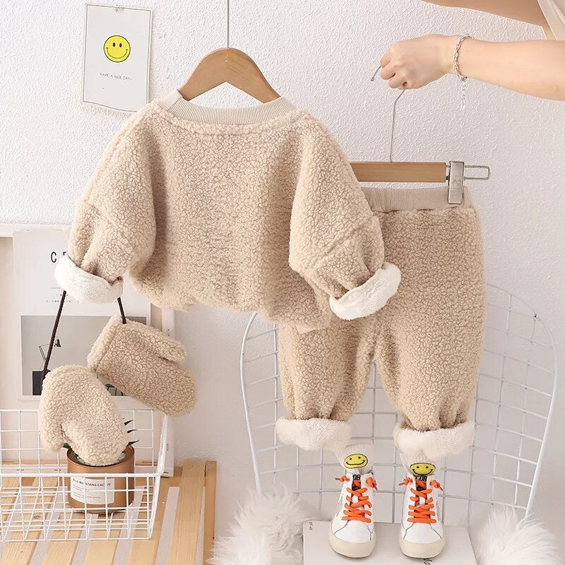 3-PIECE CASUAL WINTER BEAR SET