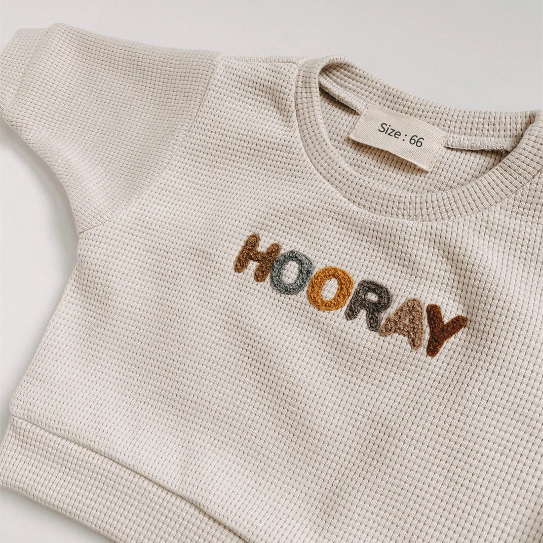 HAPPY HOORAY BABY MATCHING SET