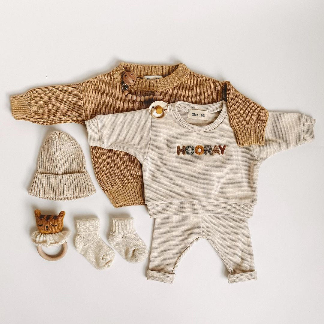 HAPPY HOORAY BABY MATCHING SET