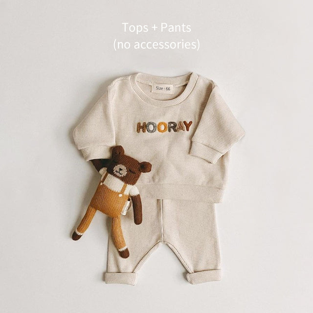 HAPPY HOORAY BABY MATCHING SET