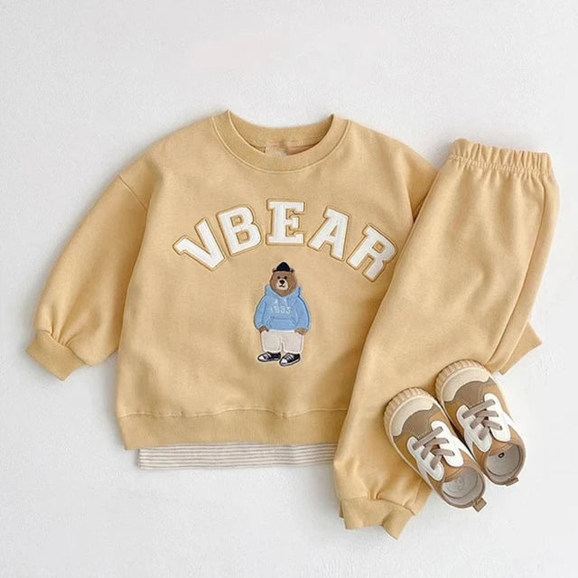 V-BEAR SWEATSHIRT &amp; JOGGER LONG SET